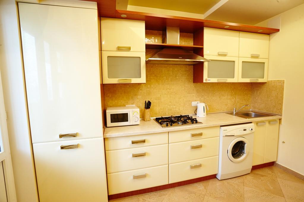 Luxury Apartment In New Building تشيسيناو الغرفة الصورة