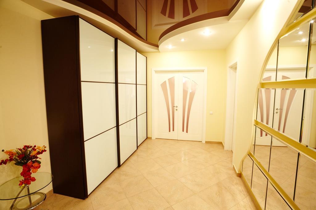 Luxury Apartment In New Building تشيسيناو المظهر الخارجي الصورة